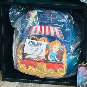 Loungefly Peter Pan, Wendy parks SOLD OUT. Backpack